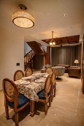 The Oak Villa – 5 bedroom villa in Kasauli, Himachal Pradesh